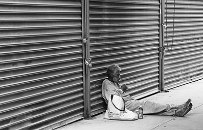 Homeless : Street Life : New York : Personal Photo Projects : Photos : Richard Moore : Photographer